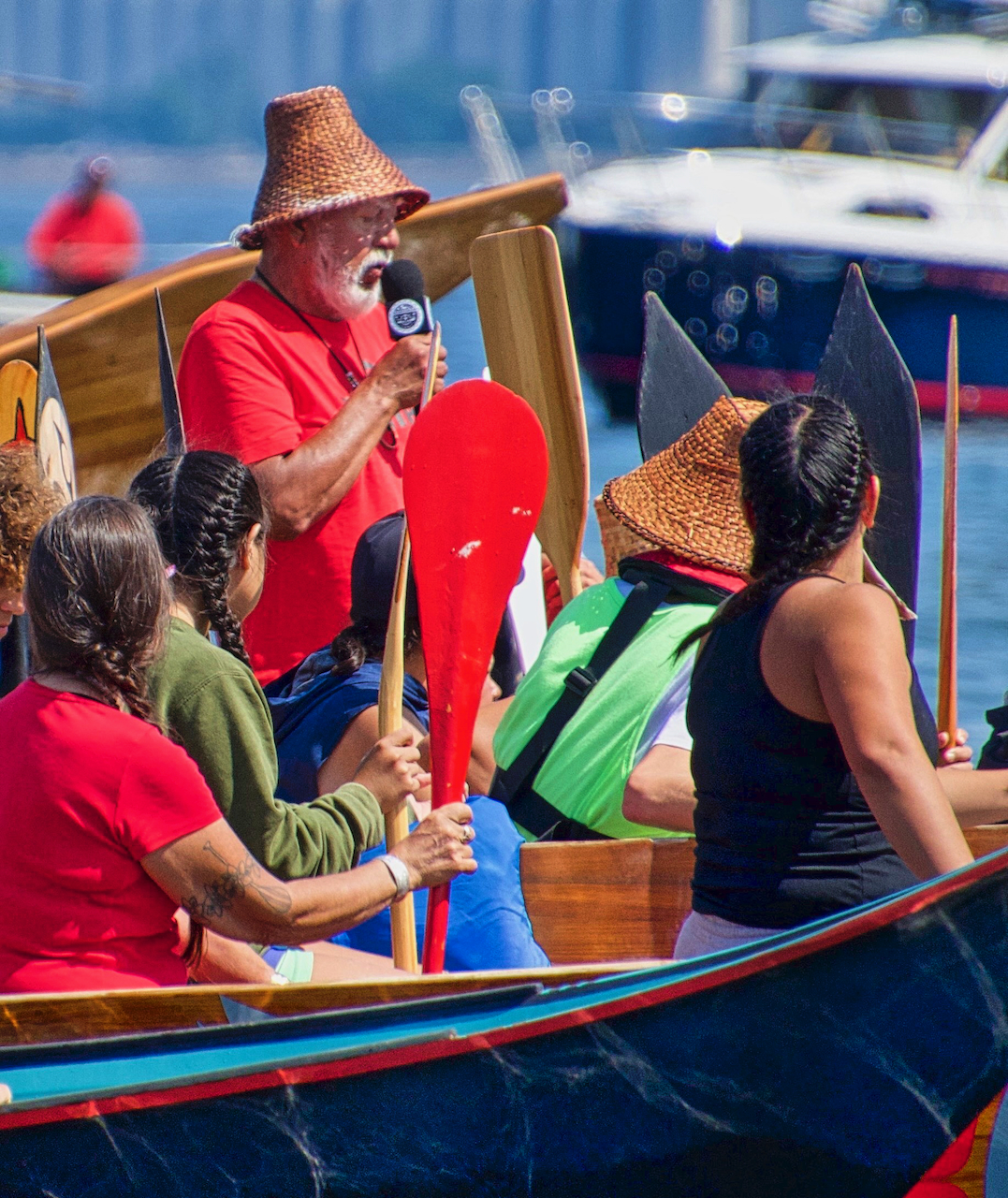 UPDATE Tribal canoe journey landing greeted by thousands at Alki